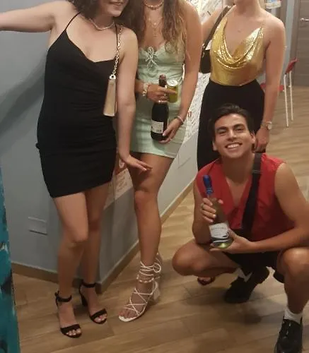 Gloria *