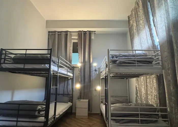 Hostel Gloria *