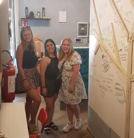 Gloria Hostel Milánó