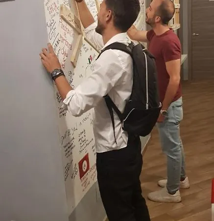 Gloria Hostel Milánó