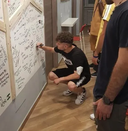 ホステル Gloria *