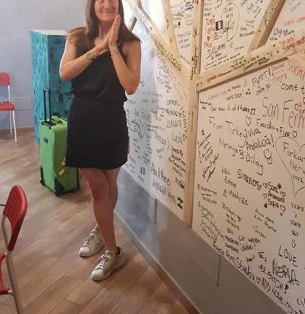 ホステル Gloria *